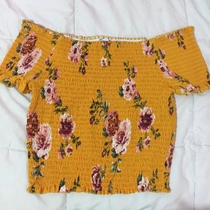 floral off the shoulder crop top